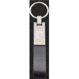 LLAVERO NEGRO PIERRE CARDIN